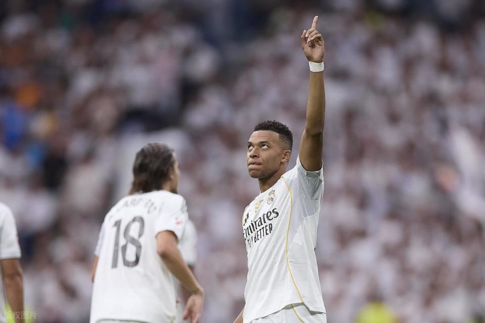 拜仁做客P, 无敌世界波, 而曹法尔帮 拜仁做客P, 无敌世界波, 而曹法尔帮