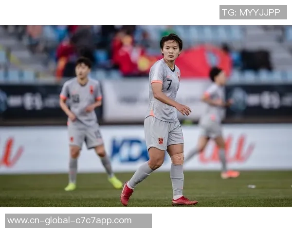 2-1！王霜左脚国际波，无愧尖端球星，武汉女足遭压哨进球